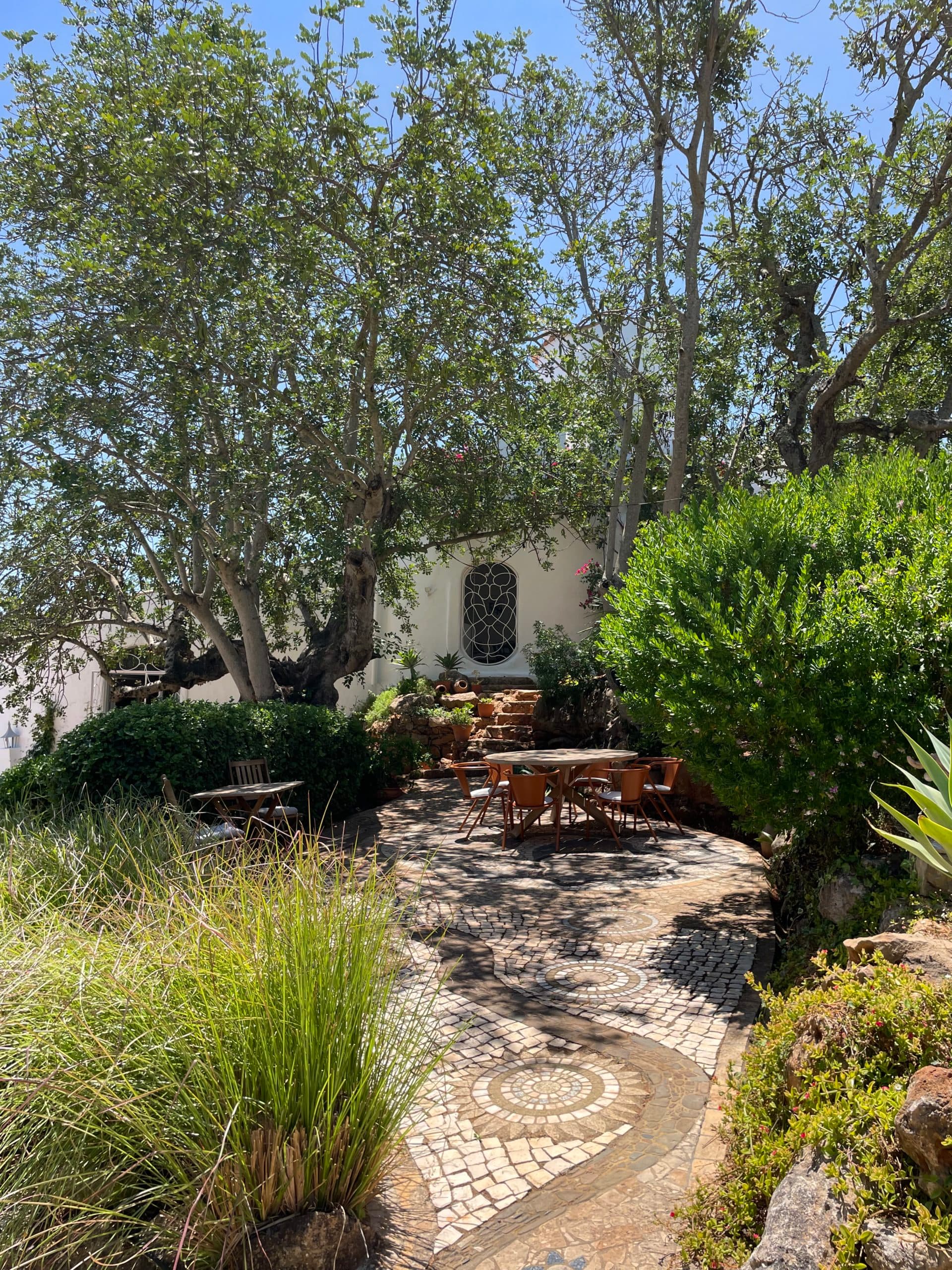 Le jardin de La Caroube