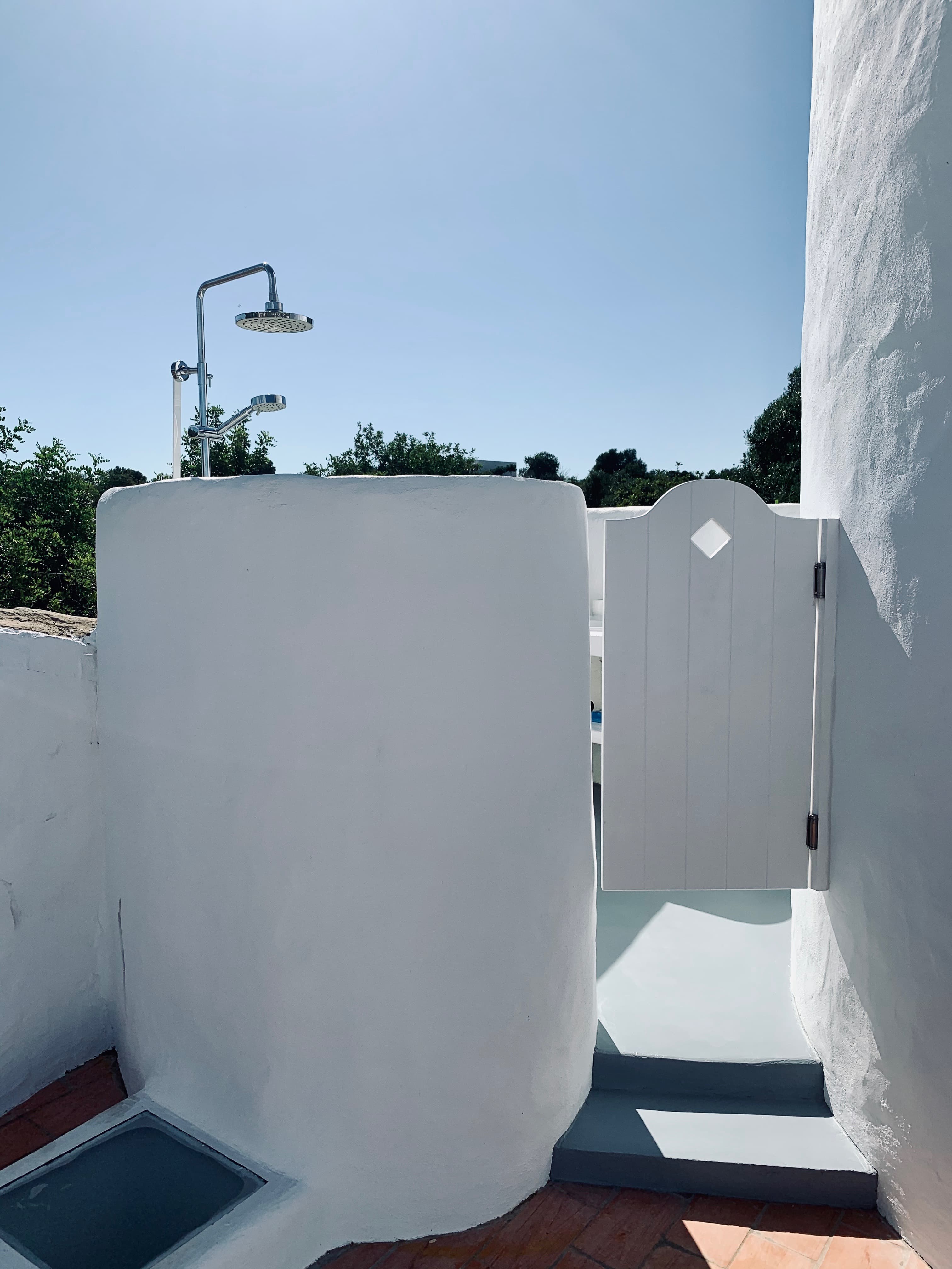 L'intérieur de la tour et ses lits superposés